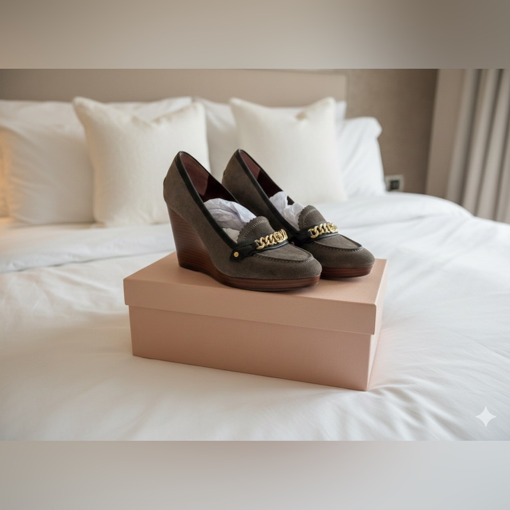 Authentic Marc Jacobs Suede Wedge Shoes